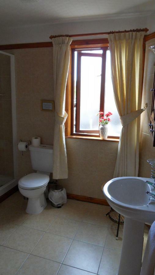 Meadowside Cottages Balavil 客房 照片